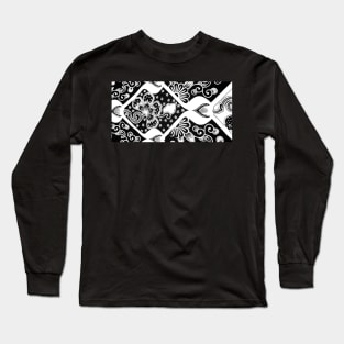 BATIK Paisley Long Sleeve T-Shirt